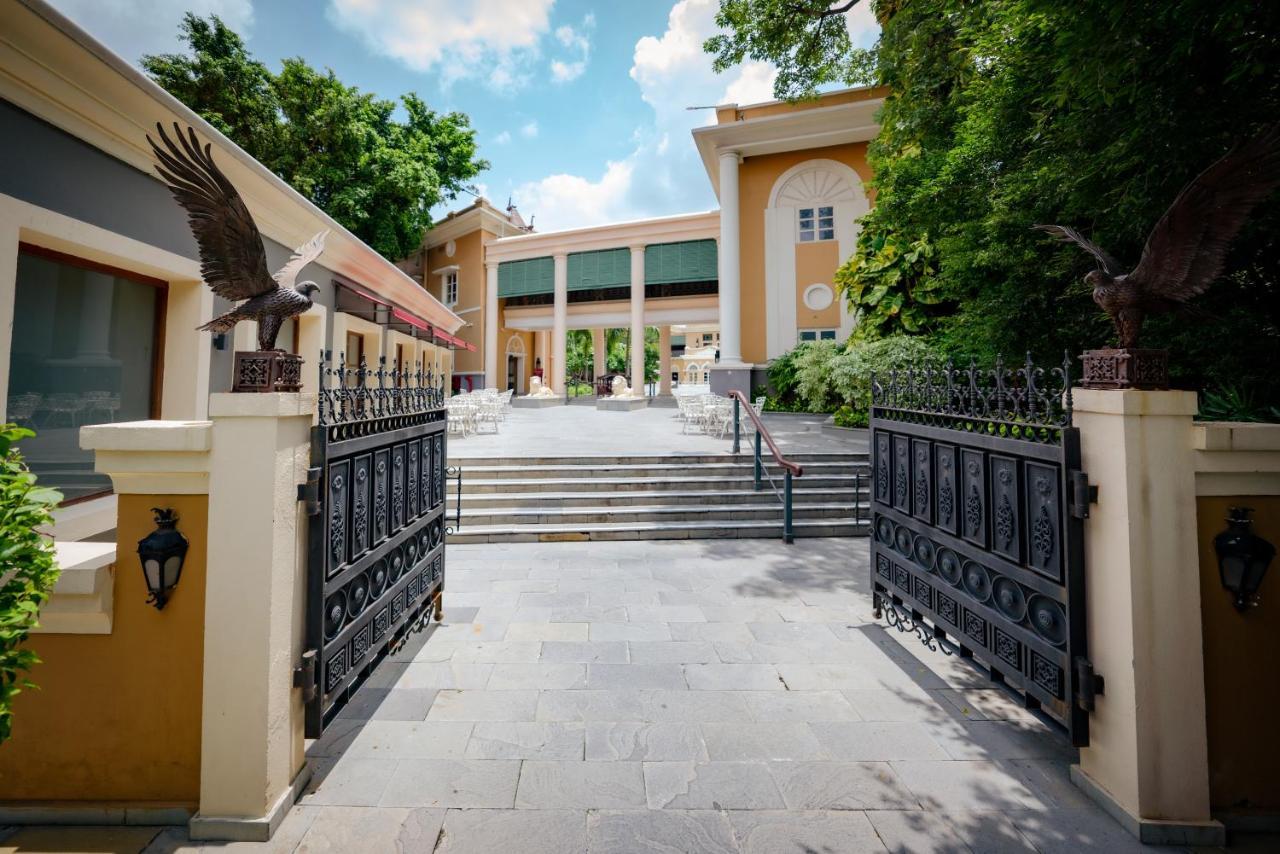 Raajkutir - Ihcl Seleqtions Hotel Calcutta Exterior foto